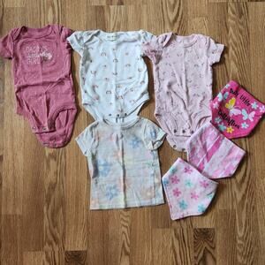 Baby Girl 0-3 Months Clothing Lot of 7 Short Sleeves, Bibs